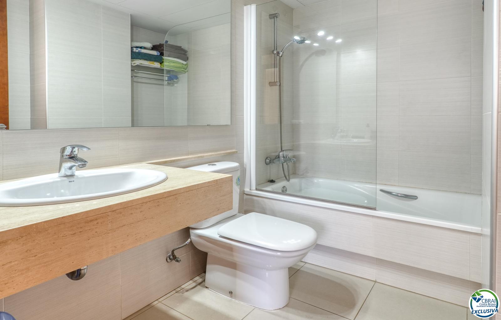 For sale: High-standard apartment in Roses 50 m from the sea - Salatà - Ref. CBR6685 - photo 20