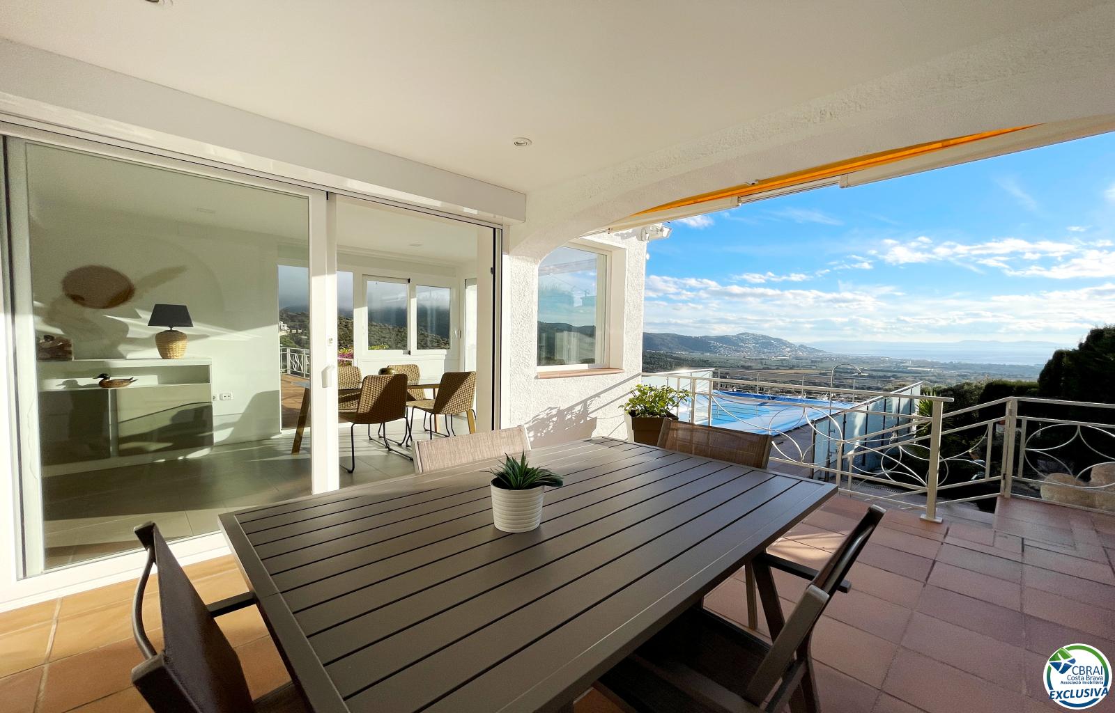 PANORAMIC VILLA WITH SEA VIEWS, PRIVATE POOL AND LARGE PLOT IN MAS FUMATS - Ref. CBR6372 - photo 4