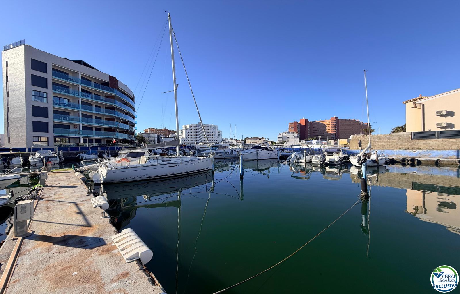 Mooring of 3 x 8 metres, suitable for both sailing and motor boats. - Santa Margarida - Ref. CBR6484 - photo 14