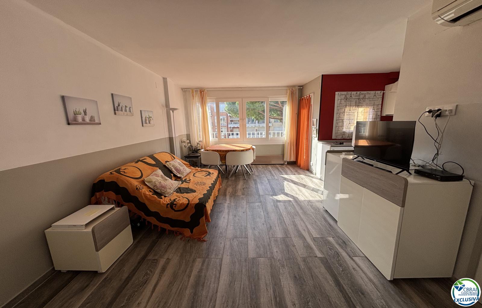 Apartment with terrace and swimming pool in Empuriabrava - Gran reserva - Ref. CBR6545 - photo 3