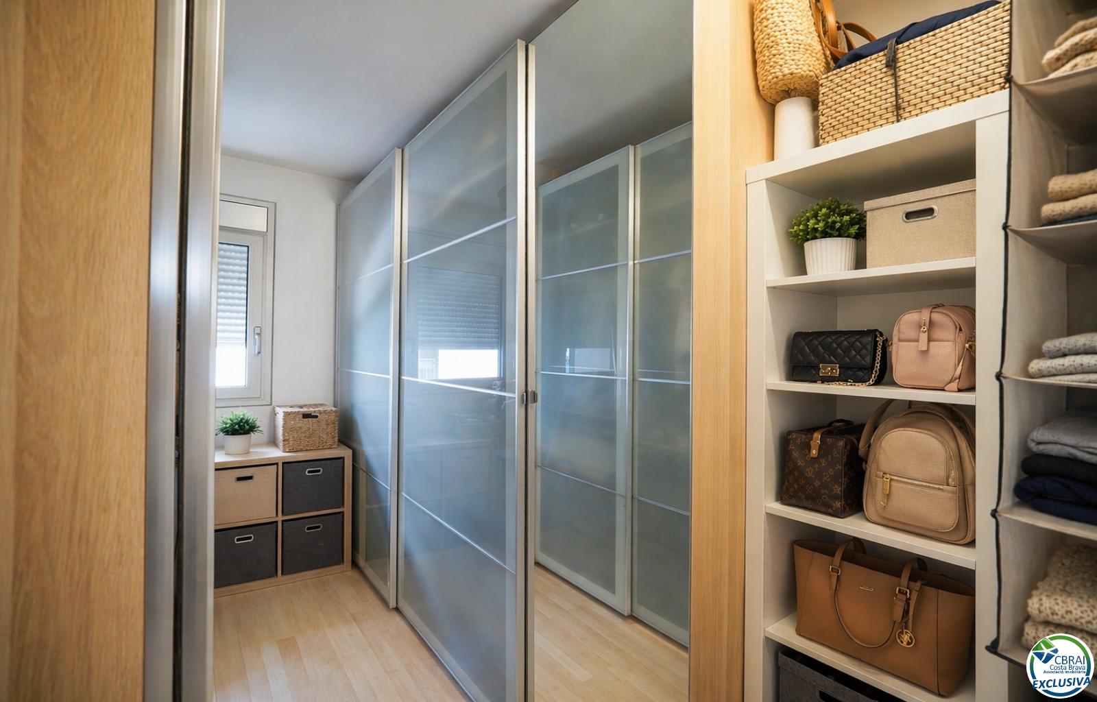 Penthouse duplex with large terrace and parking in central Roses - Centre - Ref. CBR6427 - photo 7