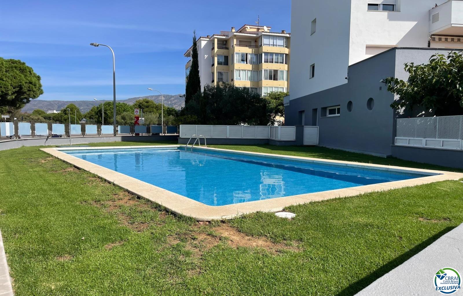 3 bedroom apartment with pool and private parking in Santa Margarita Roses - Santa Margarida - Ref. CBR6612 - photo 27