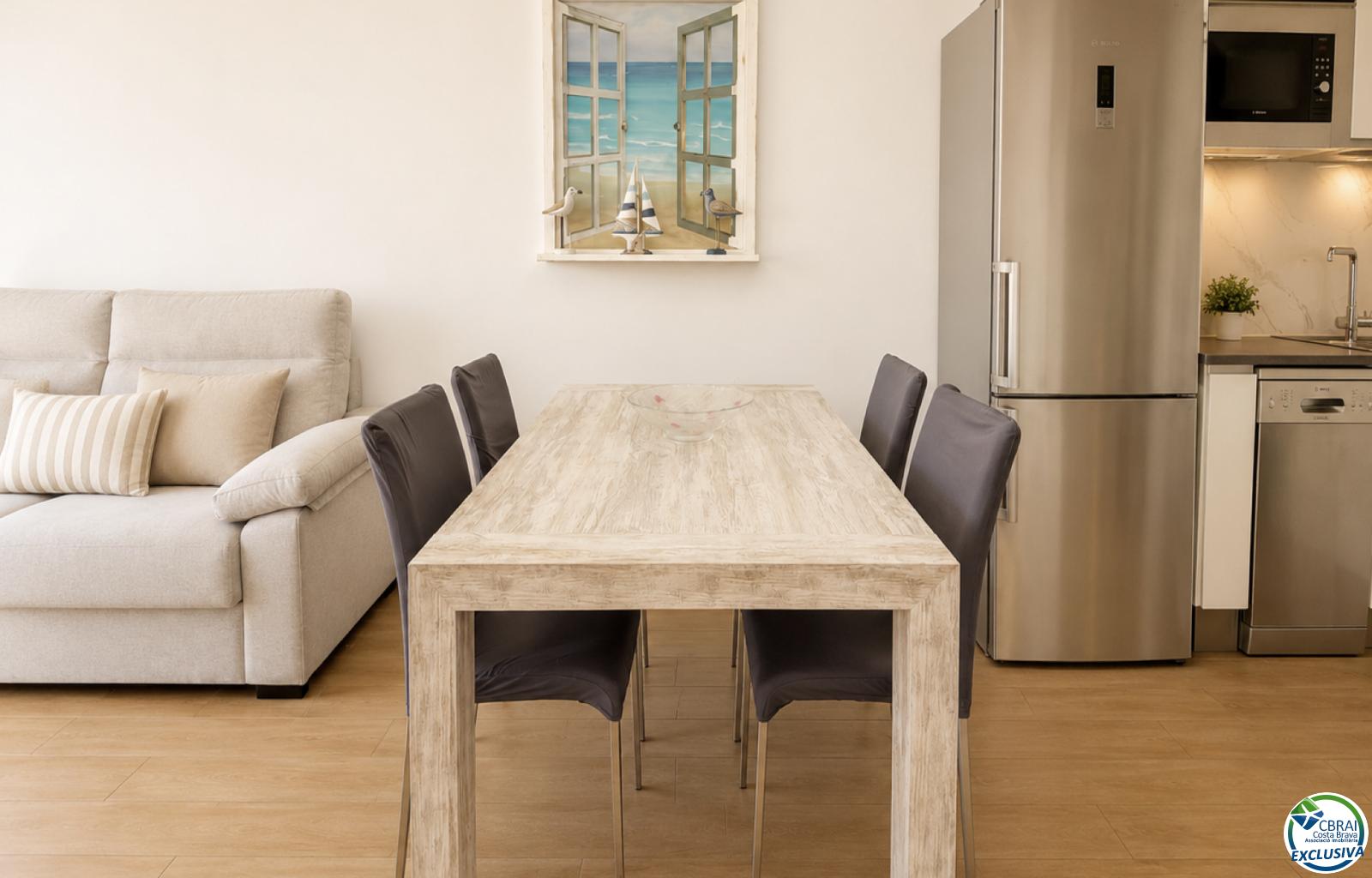 Fully renovated apartment just 100 metres from the beach Tourist licence - Muga - Ref. CBR6614 - photo 5