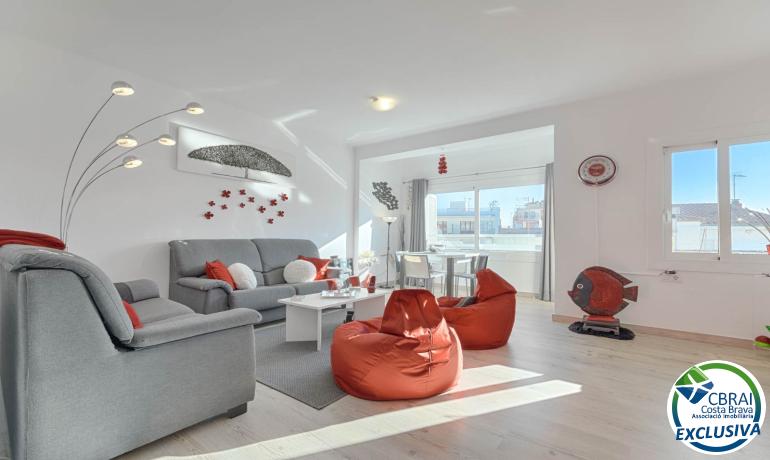 для продажиапартаменты Roses