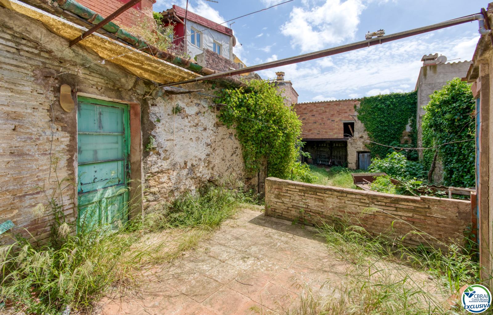 Authenticity and Potential: Village House with "Voltes Catalanes" in the Heart of Palau-saverdera - Centre - Ref. CBR6447 - photo 45