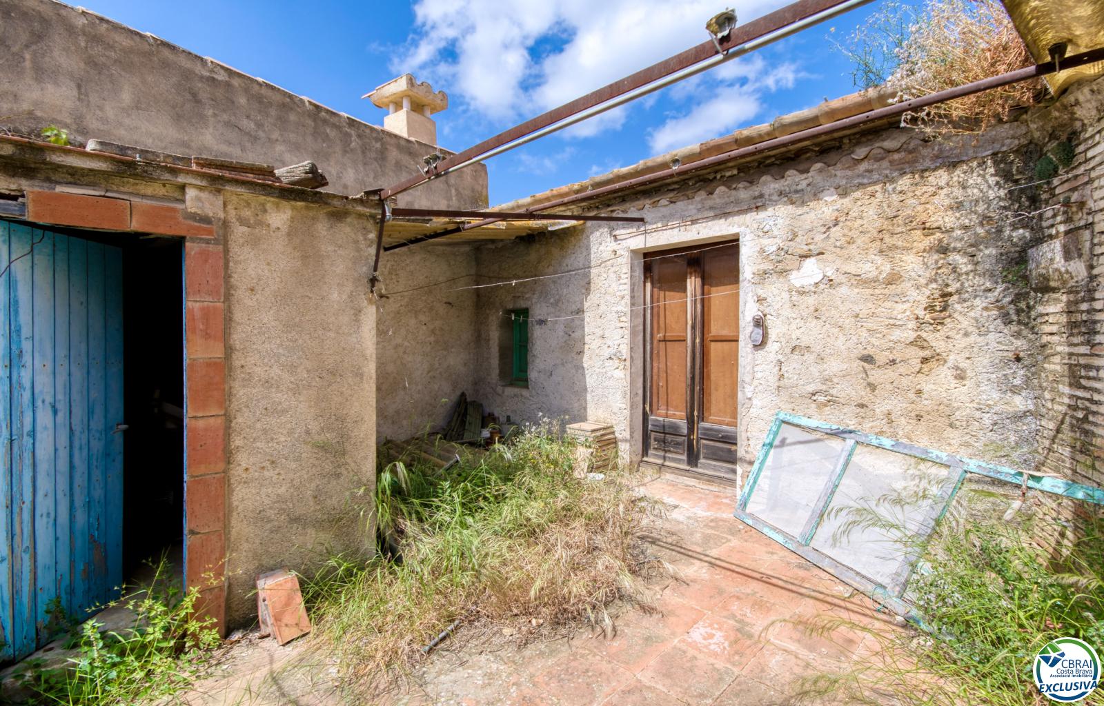 Authenticity and Potential: Village House with "Voltes Catalanes" in the Heart of Palau-saverdera - Centre - Ref. CBR6447 - photo 46
