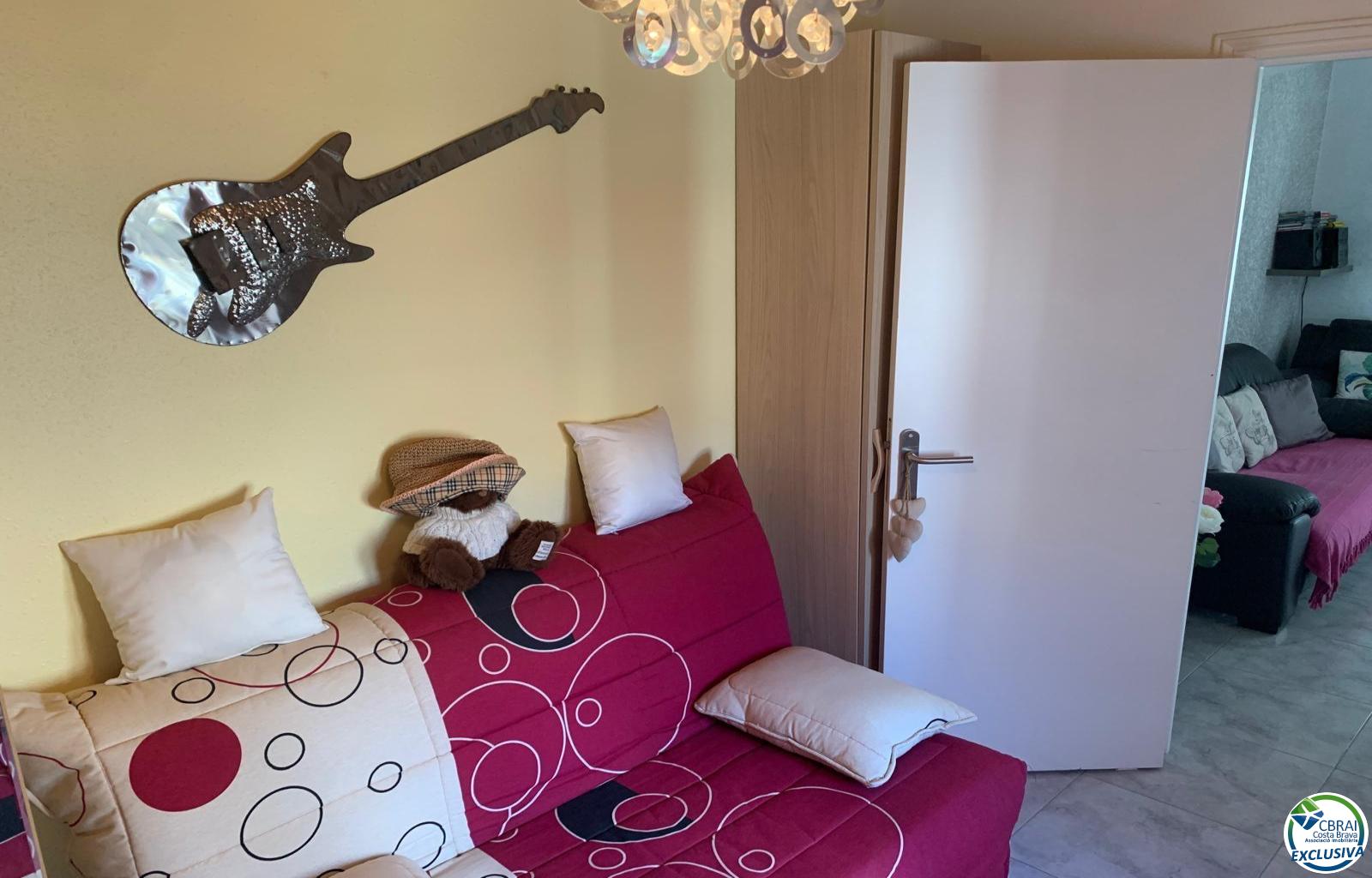 Beautiful 3 bedroom house with garden in Santa Margarita-Roses - Santa Margarida - Ref. CBR6417 - photo 20