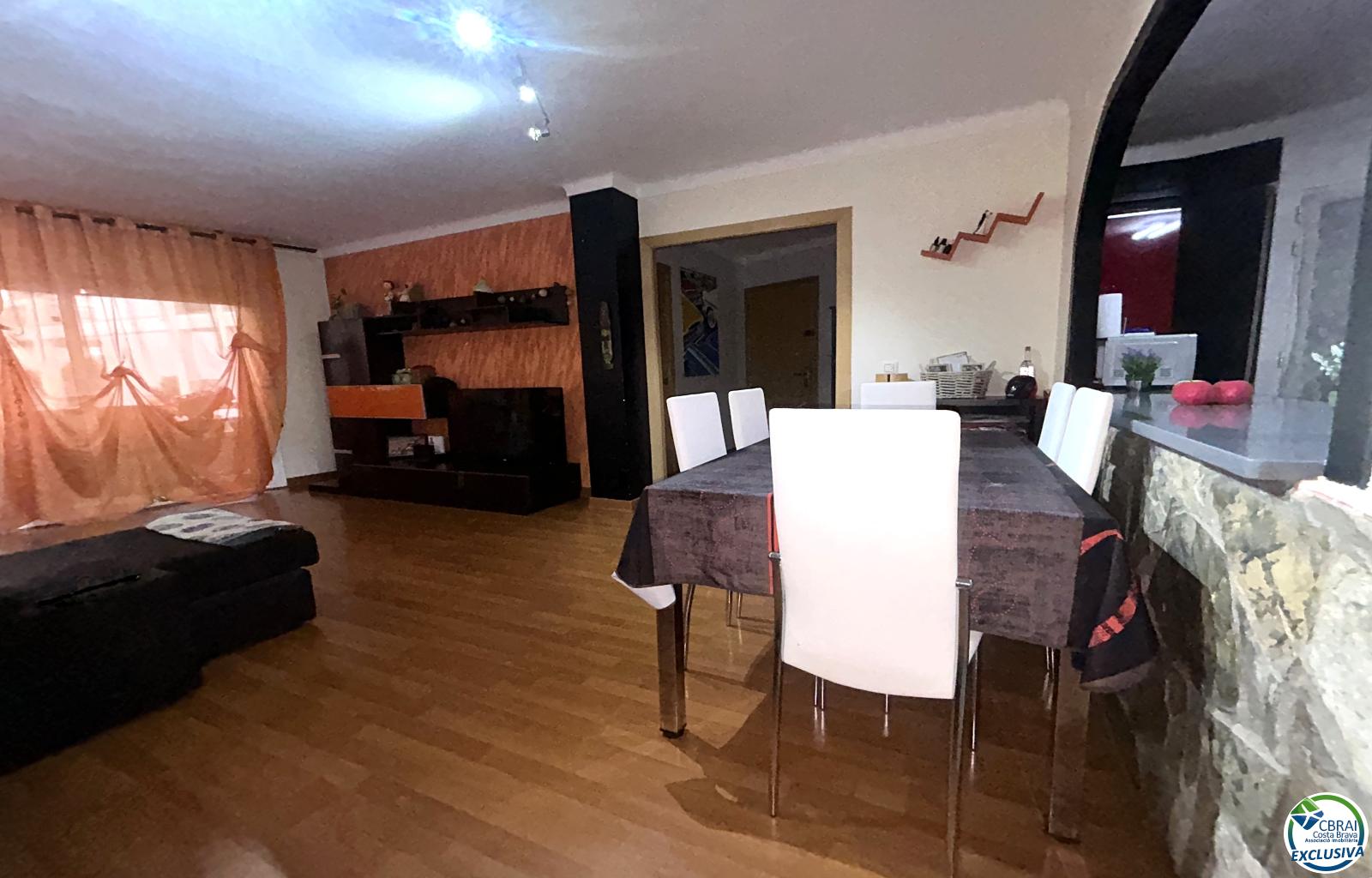 Renovated apartment in the center of Llançà, ready to move in - La Vila - Ref. CBR6673 - photo 6