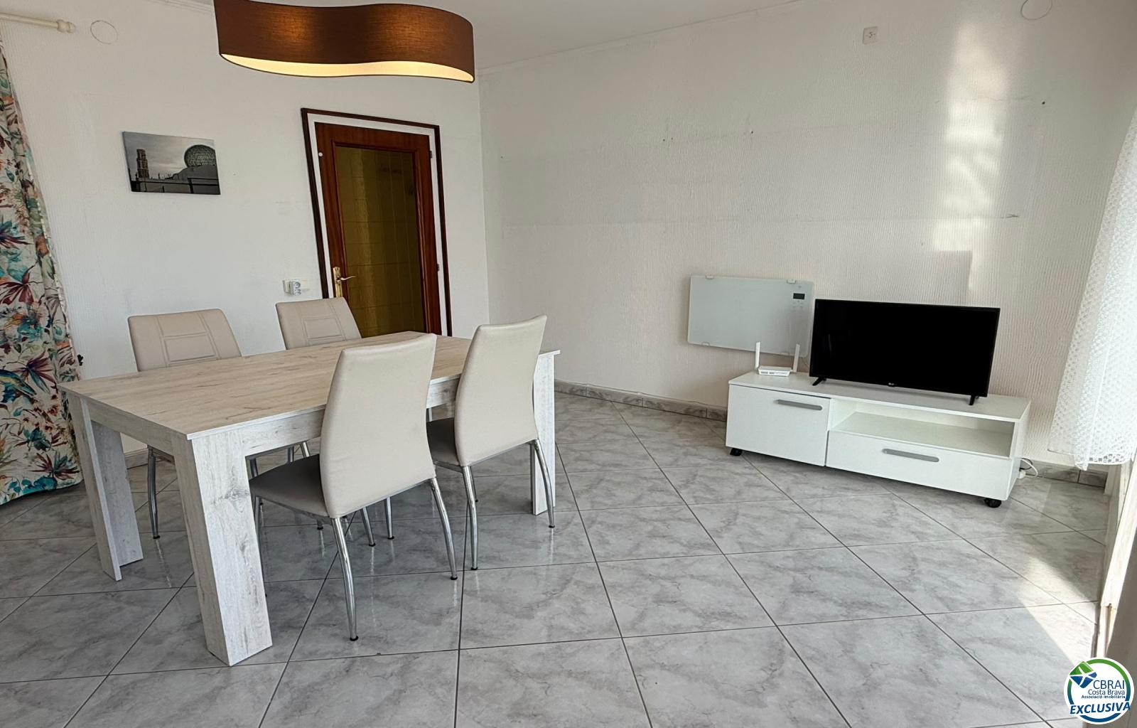 Seafront location, sea views, parking, swimming pools and gardens by the beach. - Santa Margarida - Ref. CBR6664 - photo 15