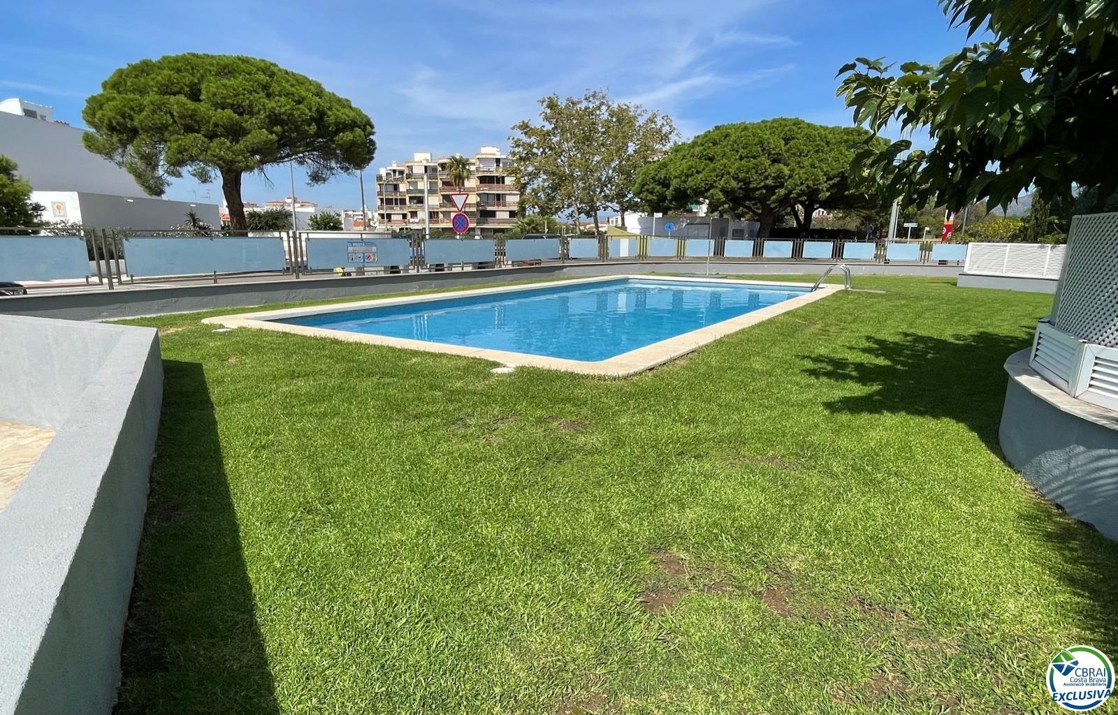3 bedroom apartment with pool and private parking in Santa Margarita Roses - Santa Margarida - Ref. CBR6612 - photo 29