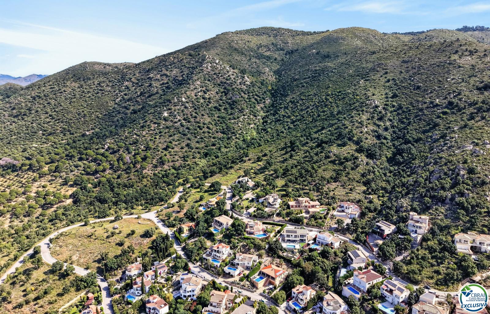 Can Isaac – Insiders know exactly why they want to live here! - Ref. CBR6533 - photo 4