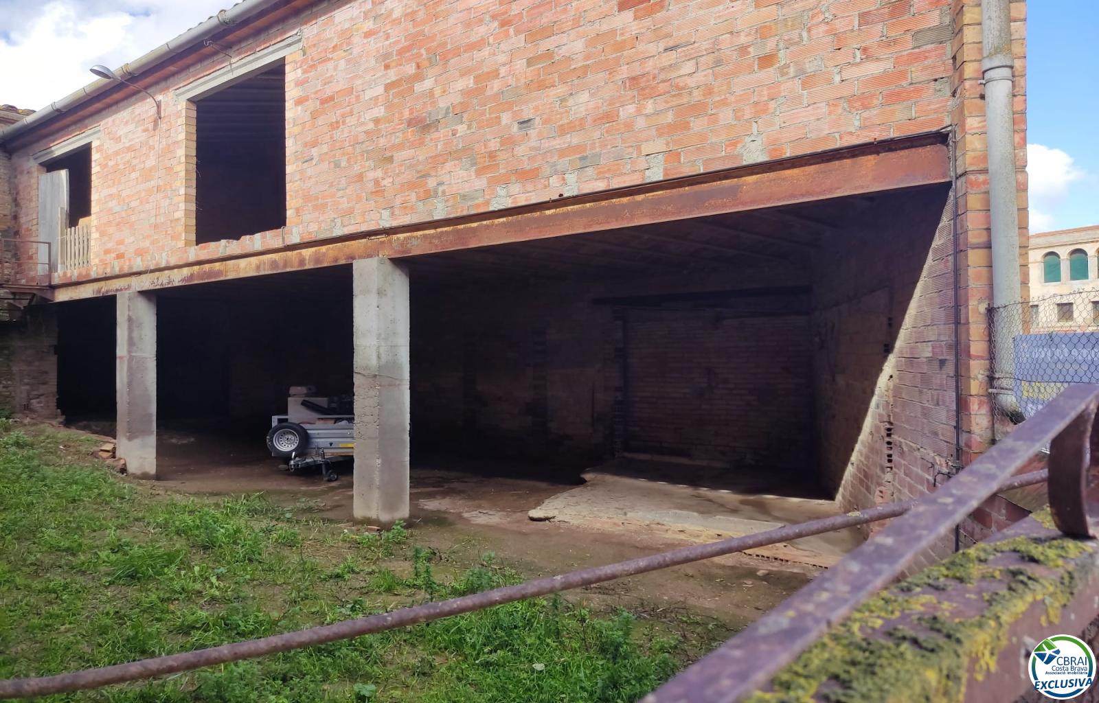 Urban Residential Warehouse in Vilanova de la Muga. - Ref. CBR6380 - photo 16