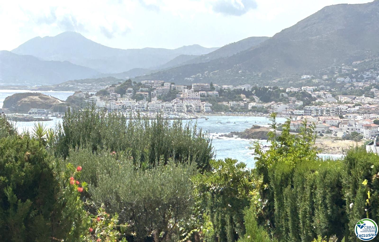 House in Llançà with a tourist license, sea views, and just a few meters from the beach. - Grifeu - Ref. CBR6637 - photo 6