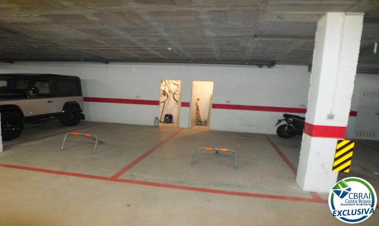 Vente Parking Roses