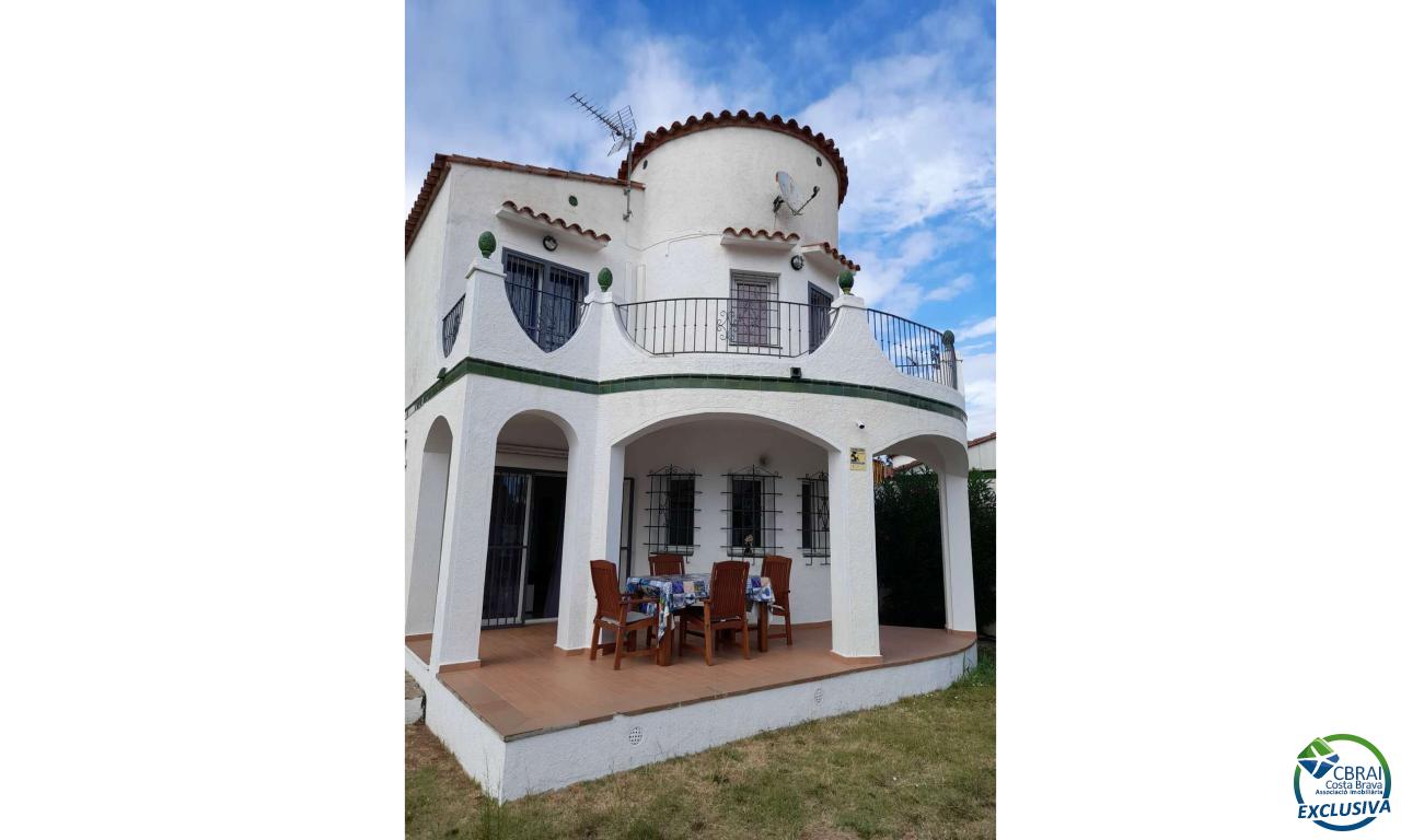 for saleHouse Empuriabrava