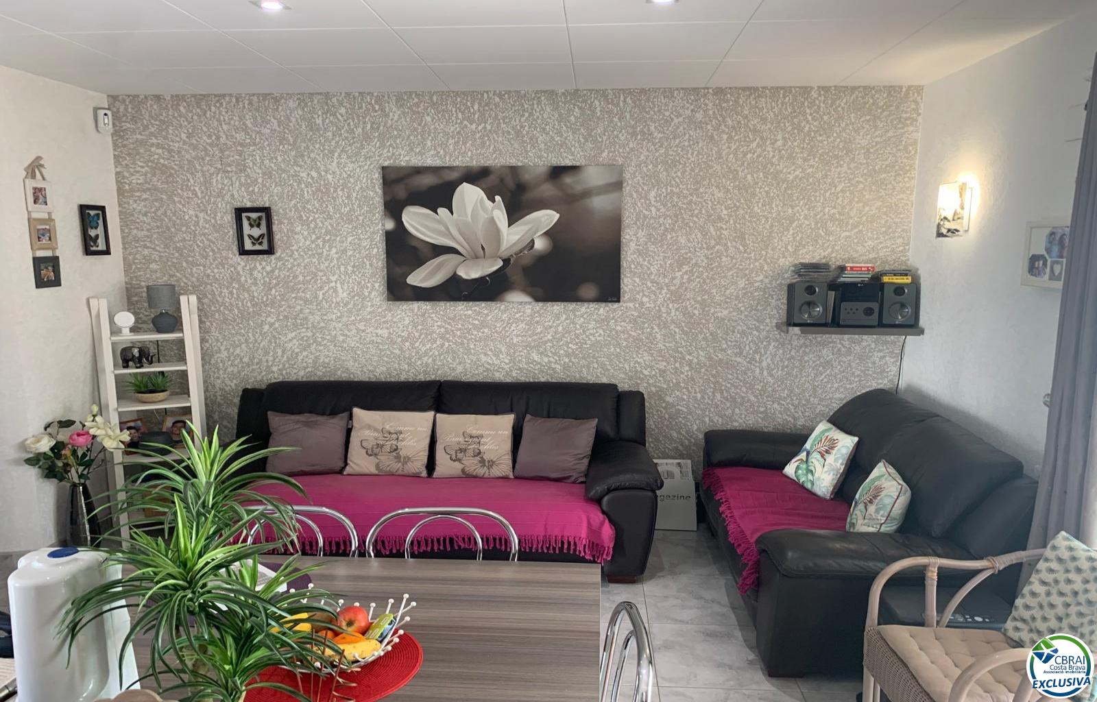 Beautiful 3 bedroom house with garden in Santa Margarita-Roses - Santa Margarida - Ref. CBR6417 - photo 16