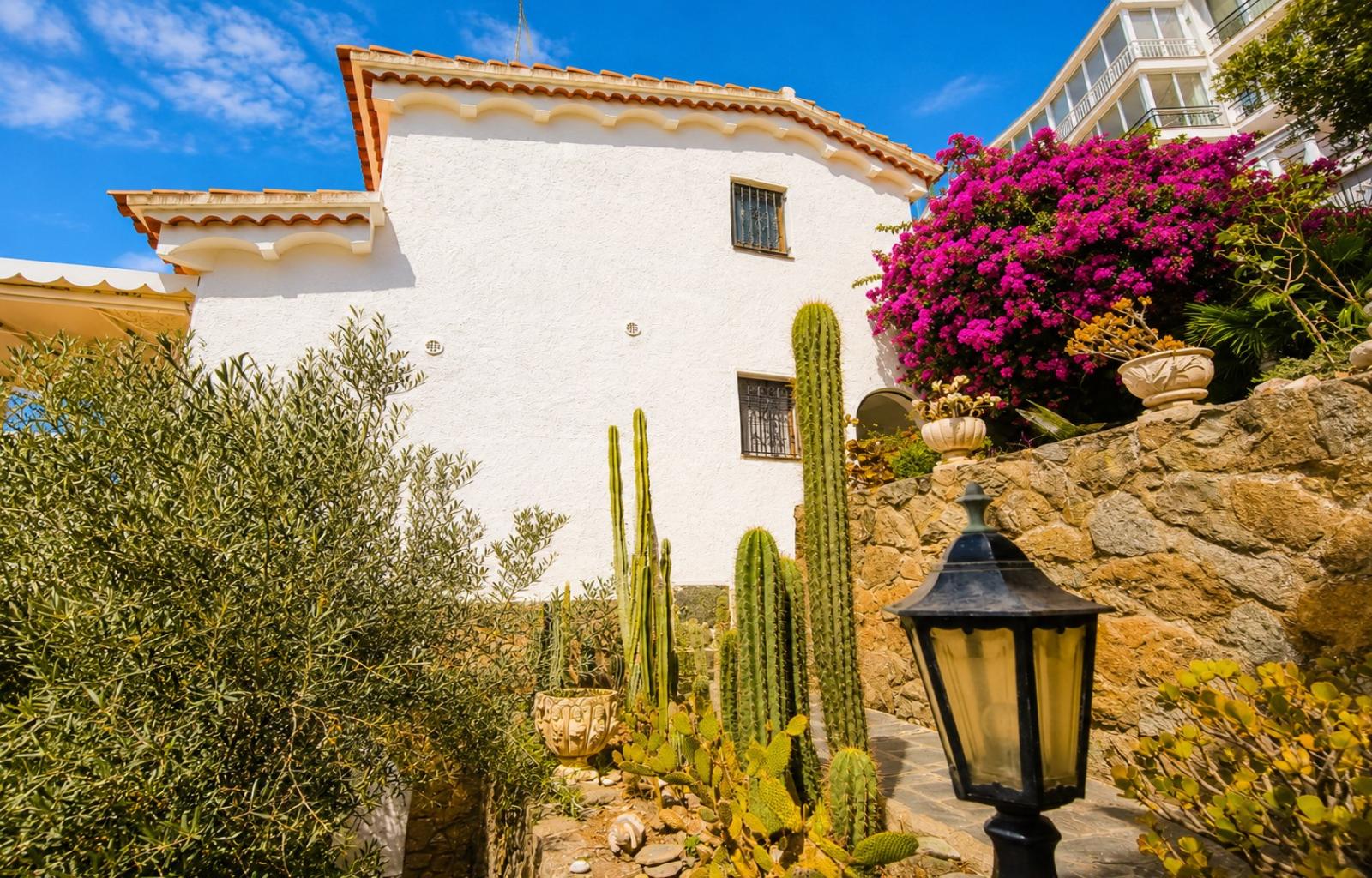 Villa Romántica – Romance, charm, tranquillity and exceptional views over Roses, the Mediterranean and the Pyrenees - Puig Rom - Ref. CBR6617 - photo 3