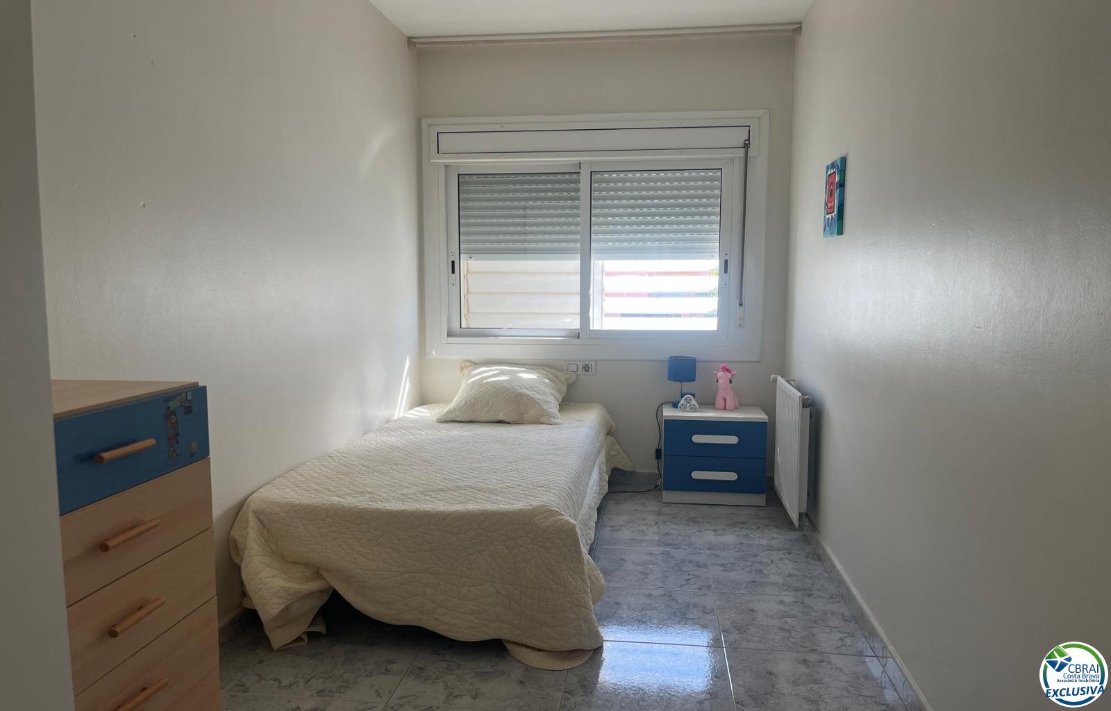 Large apartment in the center of Roses with elevator. - Centre - Ref. CBR6552 - photo 11