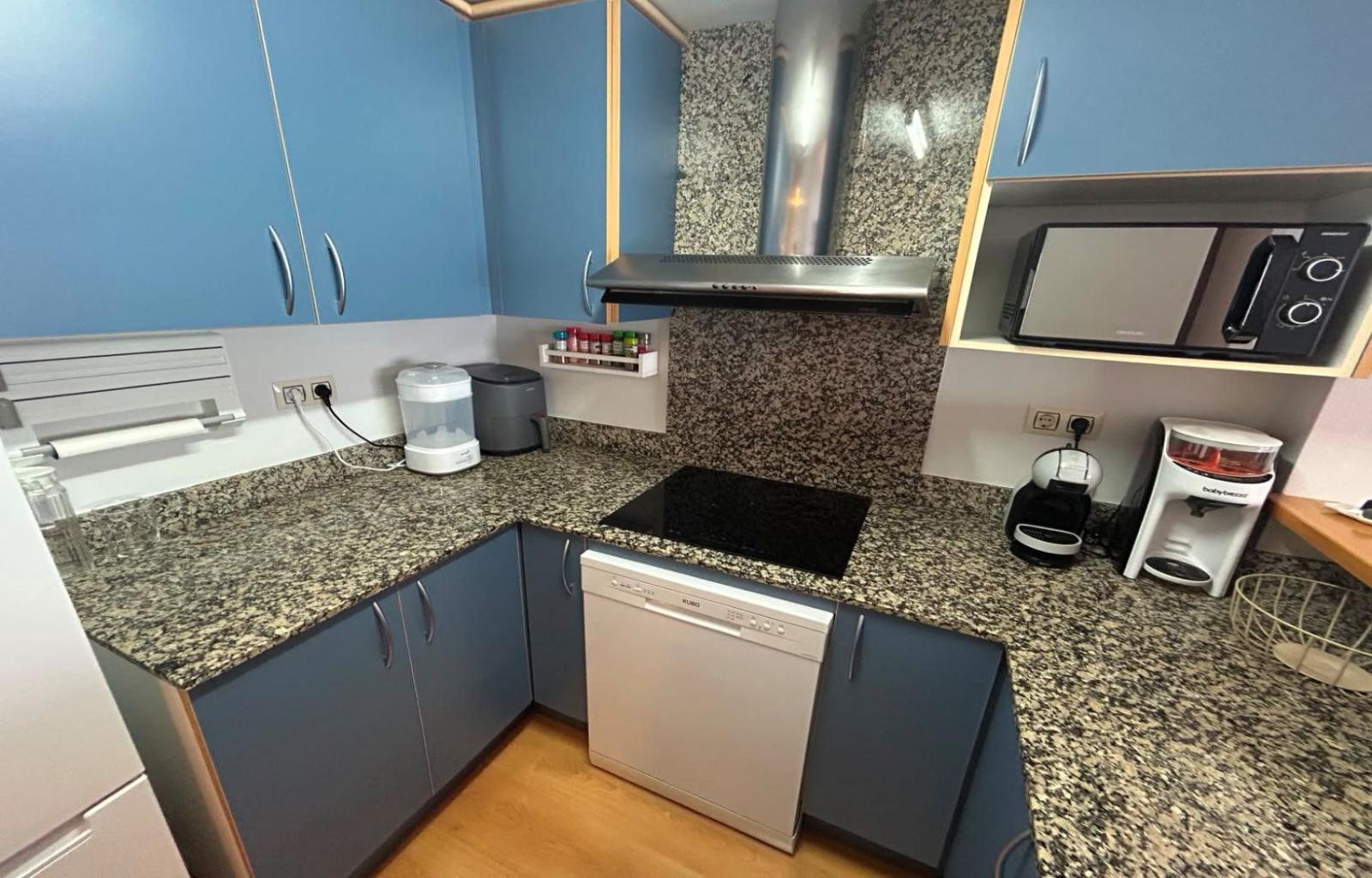 Apartment with pool, spacious terrace, and parking in Santa Margarida (Roses) - Ref. CBR6610 - photo 9
