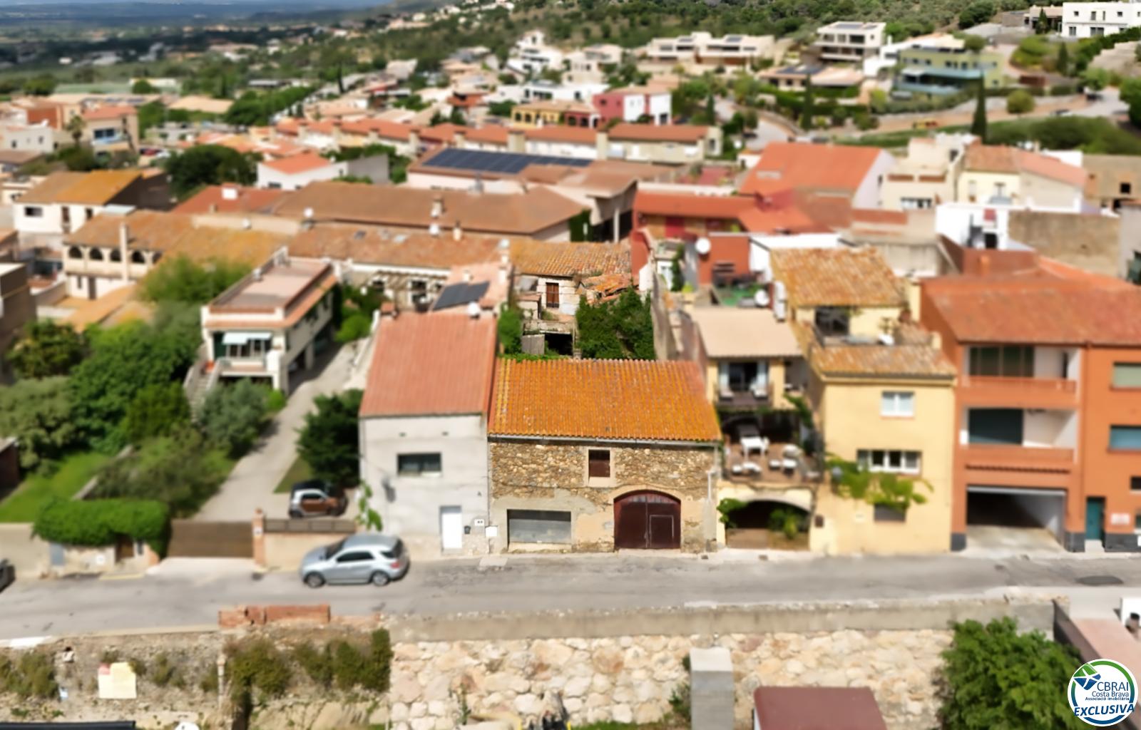 Authenticity and Potential: Village House with "Voltes Catalanes" in the Heart of Palau-saverdera - Centre - Ref. CBR6447 - photo 36