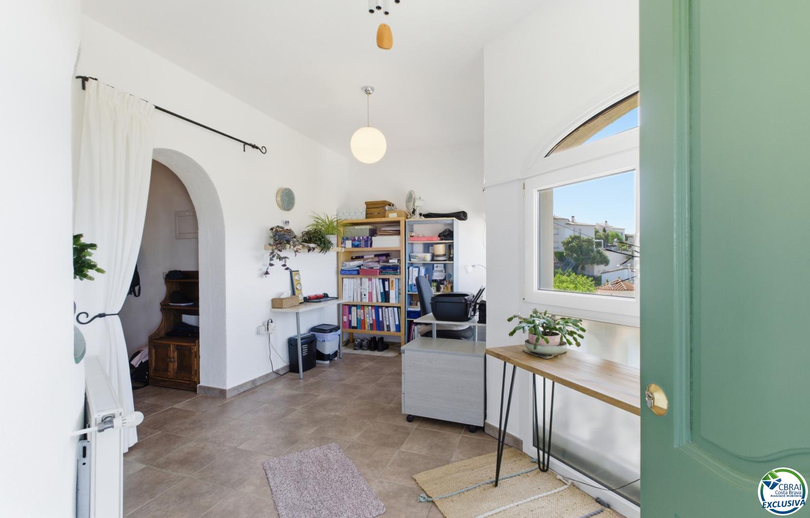 Can Isaac – Insiders know exactly why they want to live here! - Ref. CBR6533 - photo 6