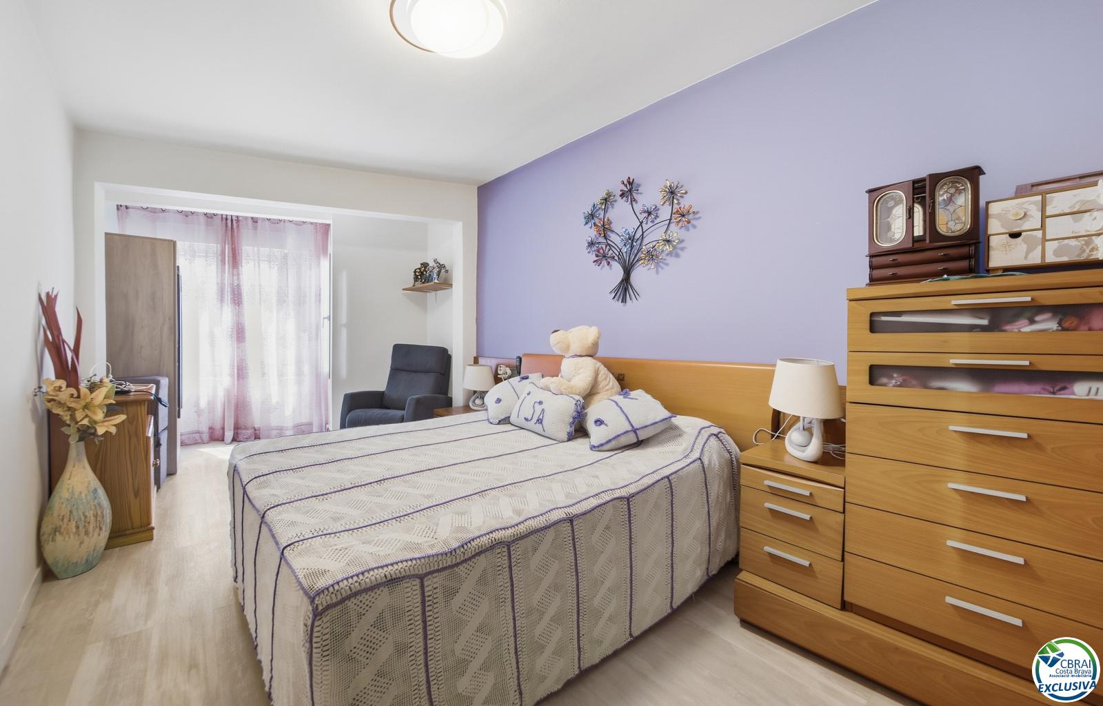 Apartment in the Heart of the Town Centre, Just 250 Metres from the Beach. - Ref. CBR6529 - photo 17