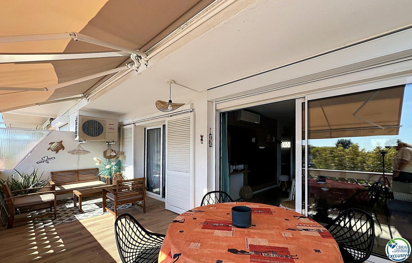 Reformed apartment with terrace at 150 m from the beach – Empuriabrava - Sant Mori - Ref. CBR6644 - photo 4