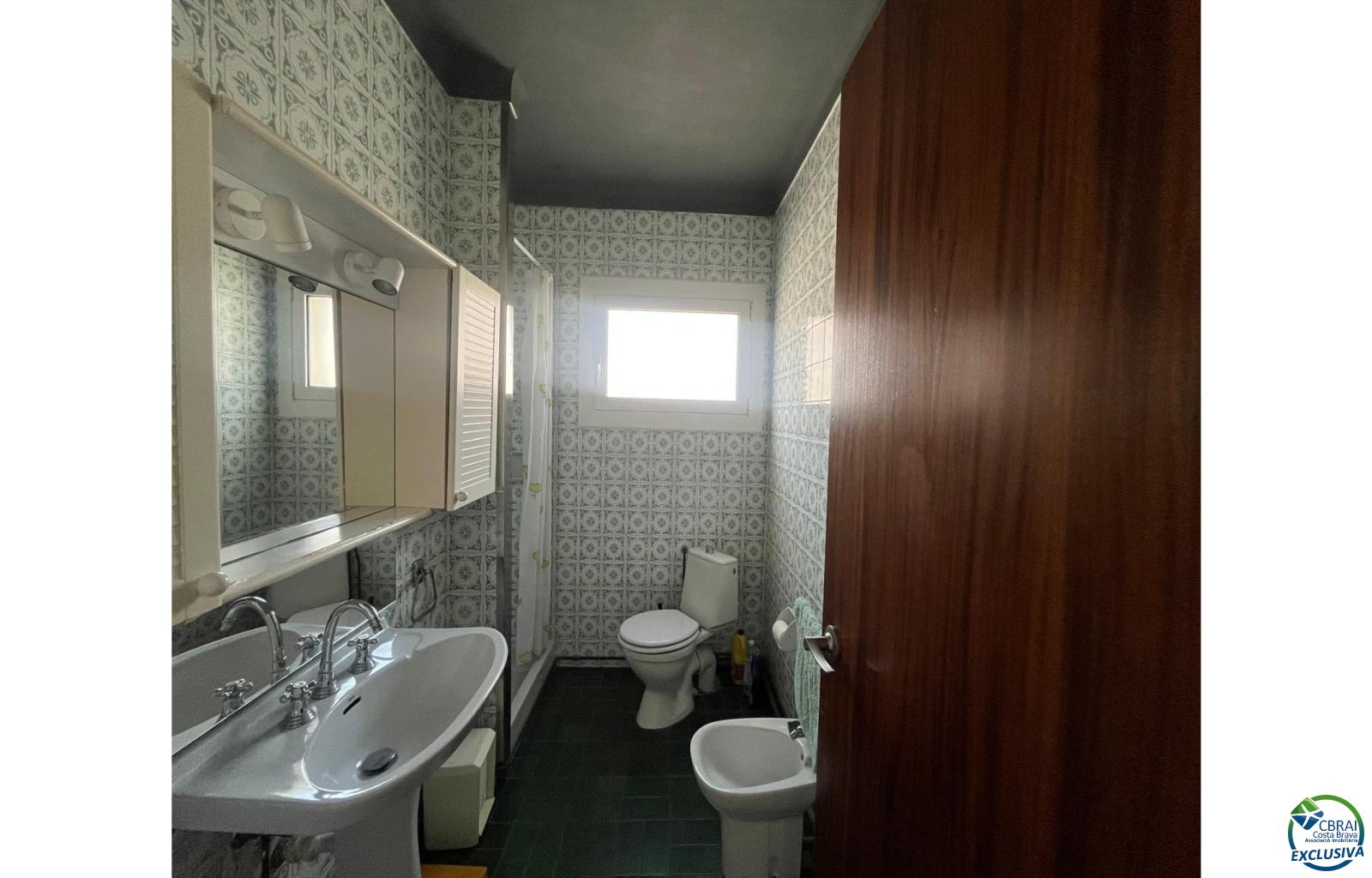 Ground-floor house to renovate in Peni, with garage, pool potential, and south-west orientation. - Ref. CBR6503 - photo 12