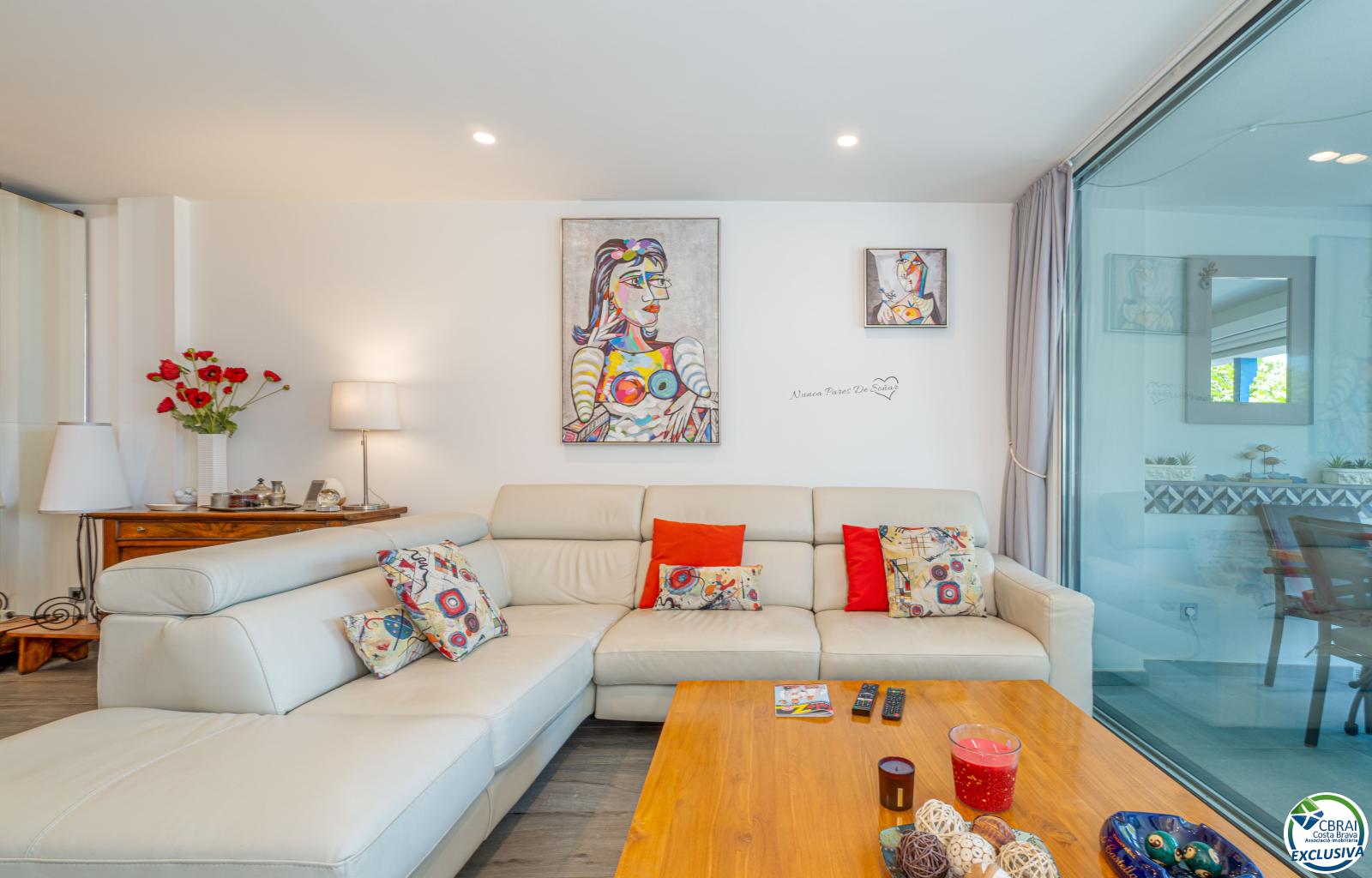 Magnificent Seafront Apartment - Centre - Ref. CBR5993 - photo 17