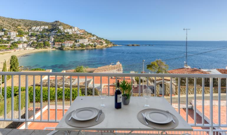 Sea View Apartment with Tourist License in Canyelles Petites