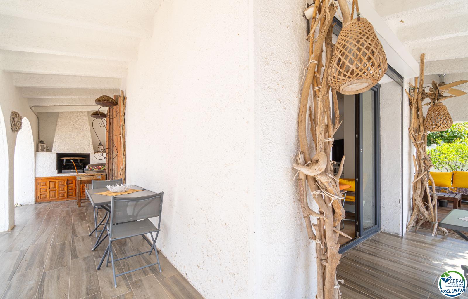 Stunning renovated house with pool in Empuriabrava - Peni - Ref. CBR6547 - photo 30