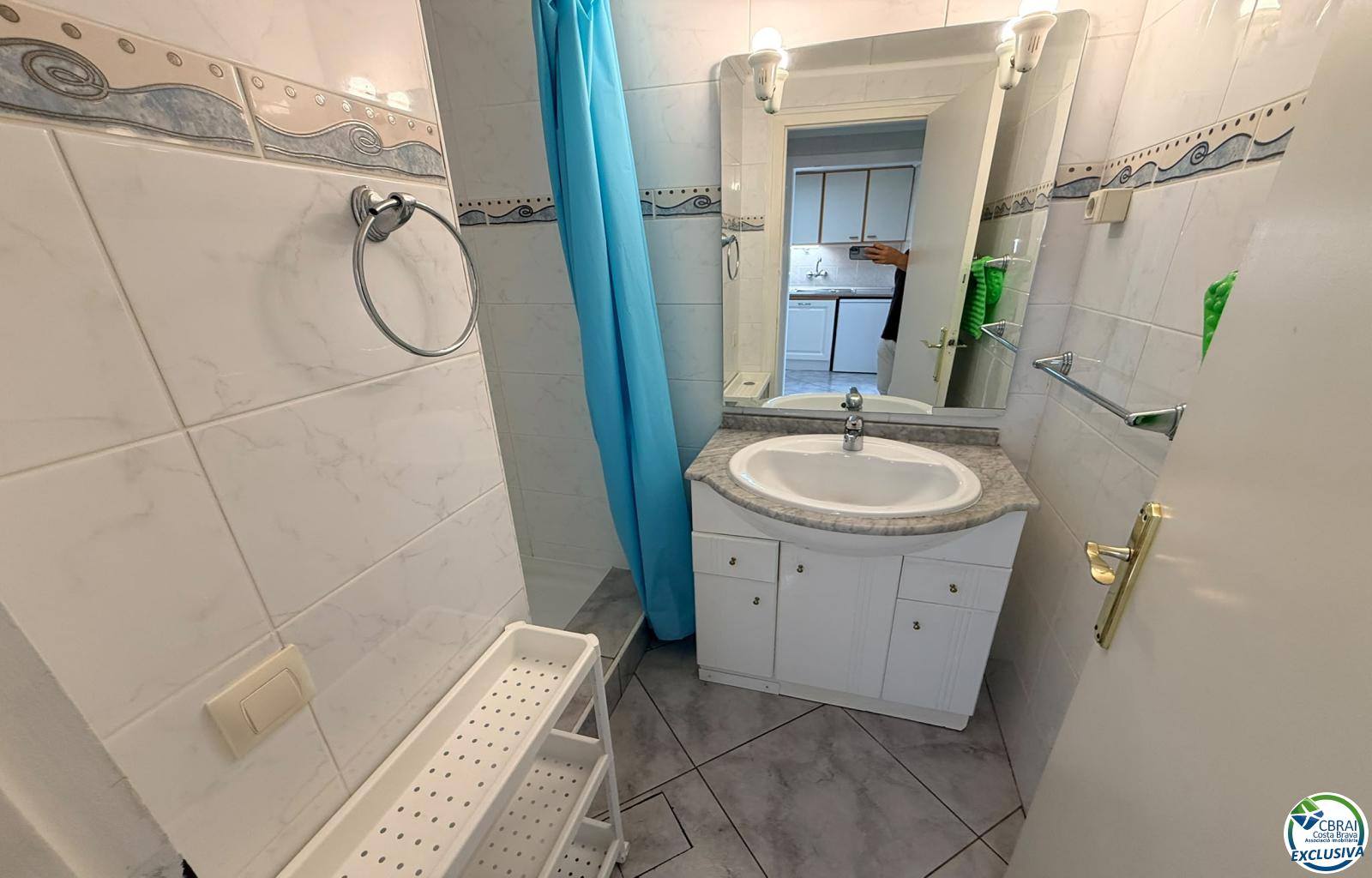 Seafront location, sea views, parking, swimming pools and gardens by the beach. - Santa Margarida - Ref. CBR6664 - photo 25