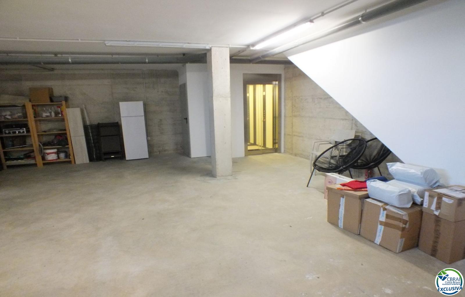 Maison à Roses, 3 chambres, 250 m² - Canyelles - Ref. CBR6645 - photo 14