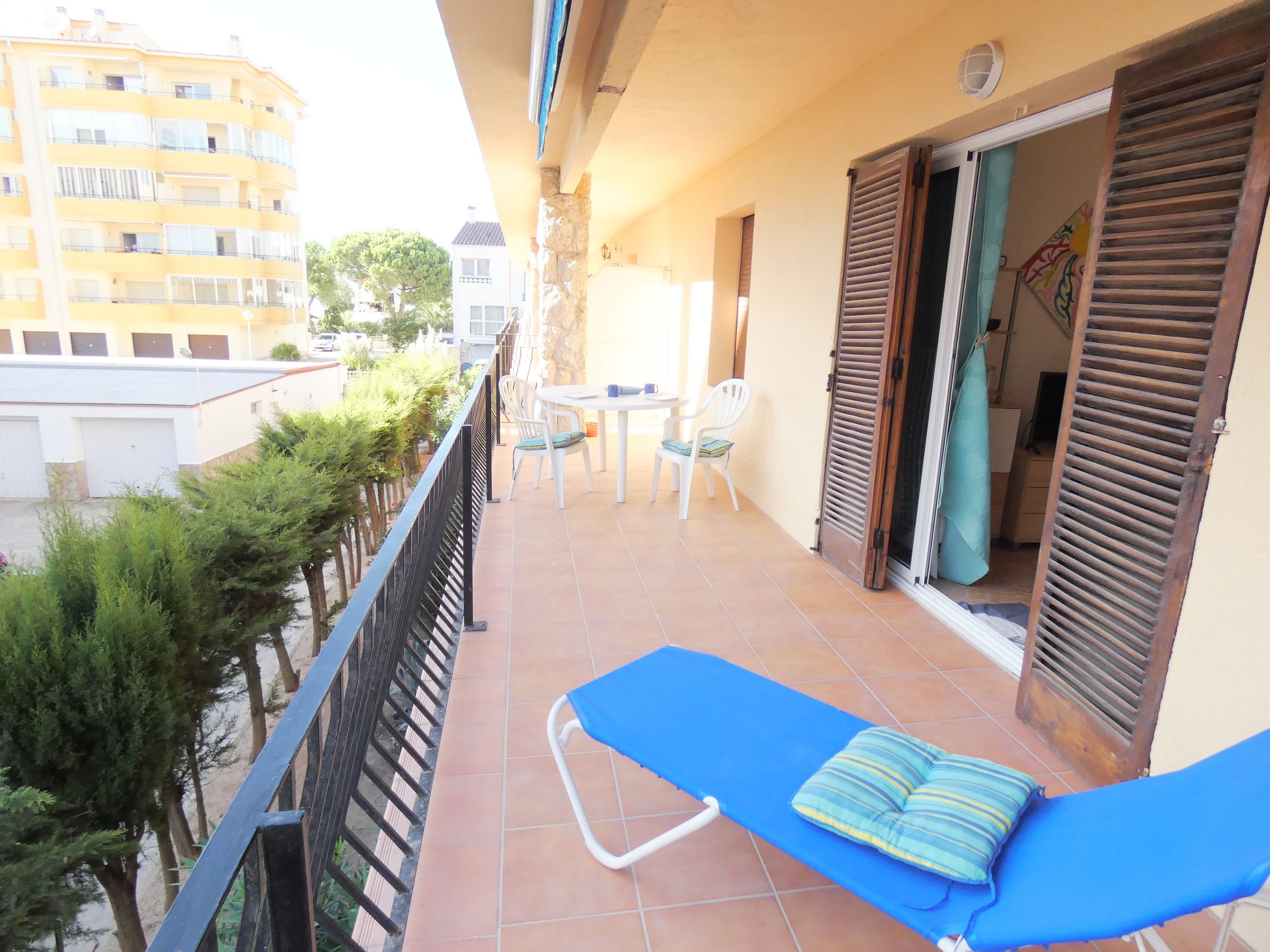 Apartment with two bedrooms 100m from the beach