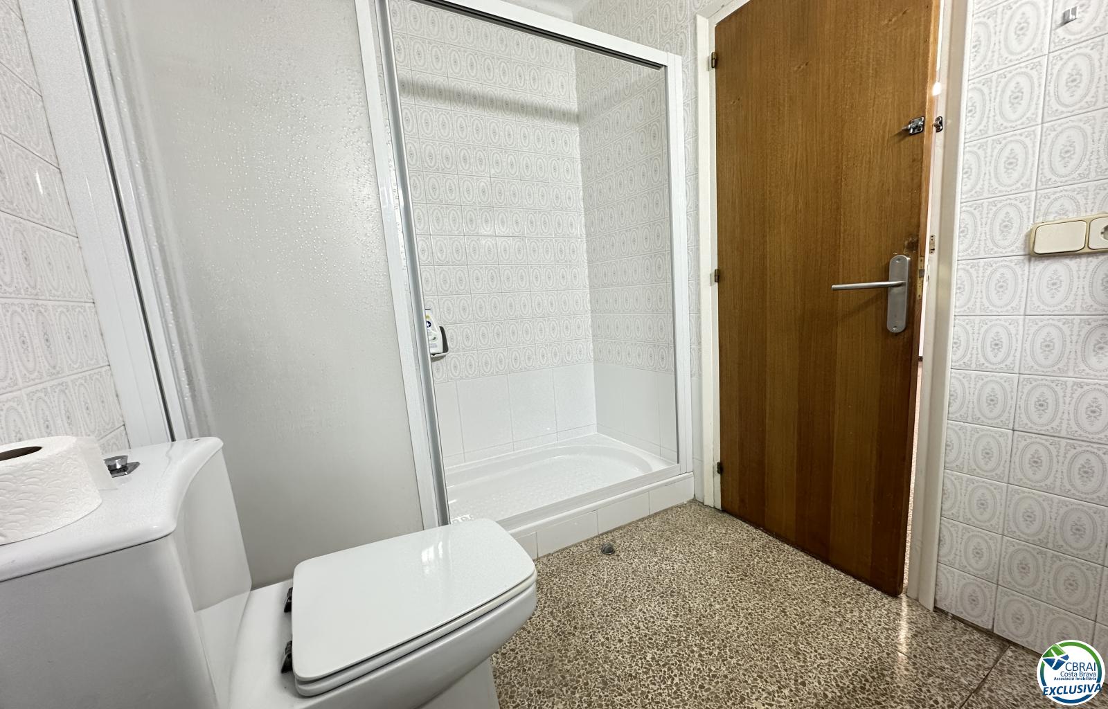 Spacious apartment next to the beach and shops - Sant Mori - Ref. CBR6561 - photo 13