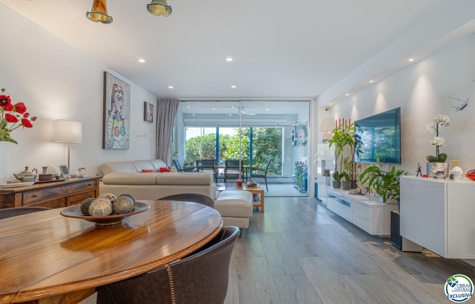 Magnificent Seafront Apartment - Centre - Ref. CBR5993 - photo 14