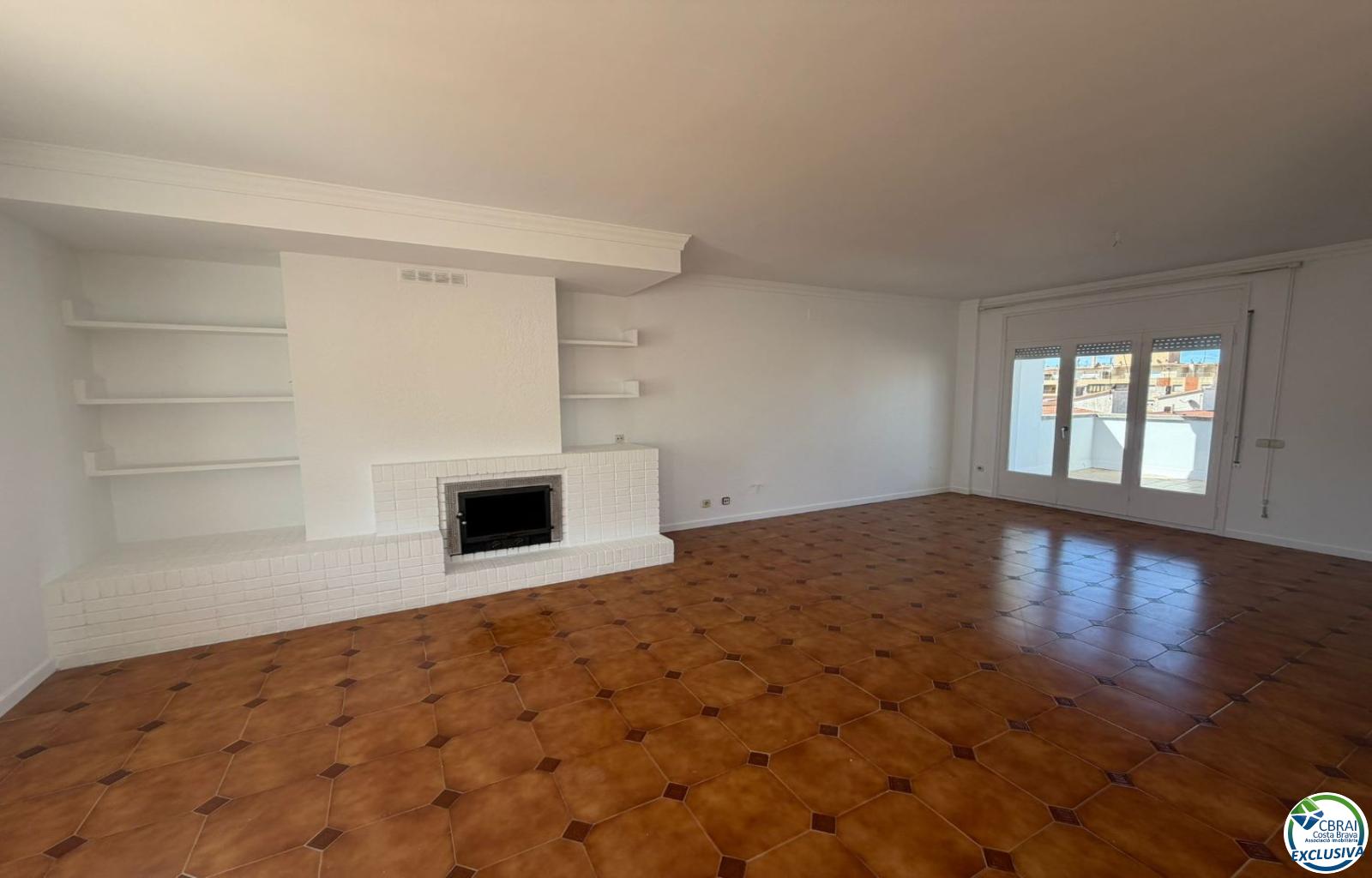 Penthouse in the heart of Roses, - Centre - Ref. CBR6397 - photo 25