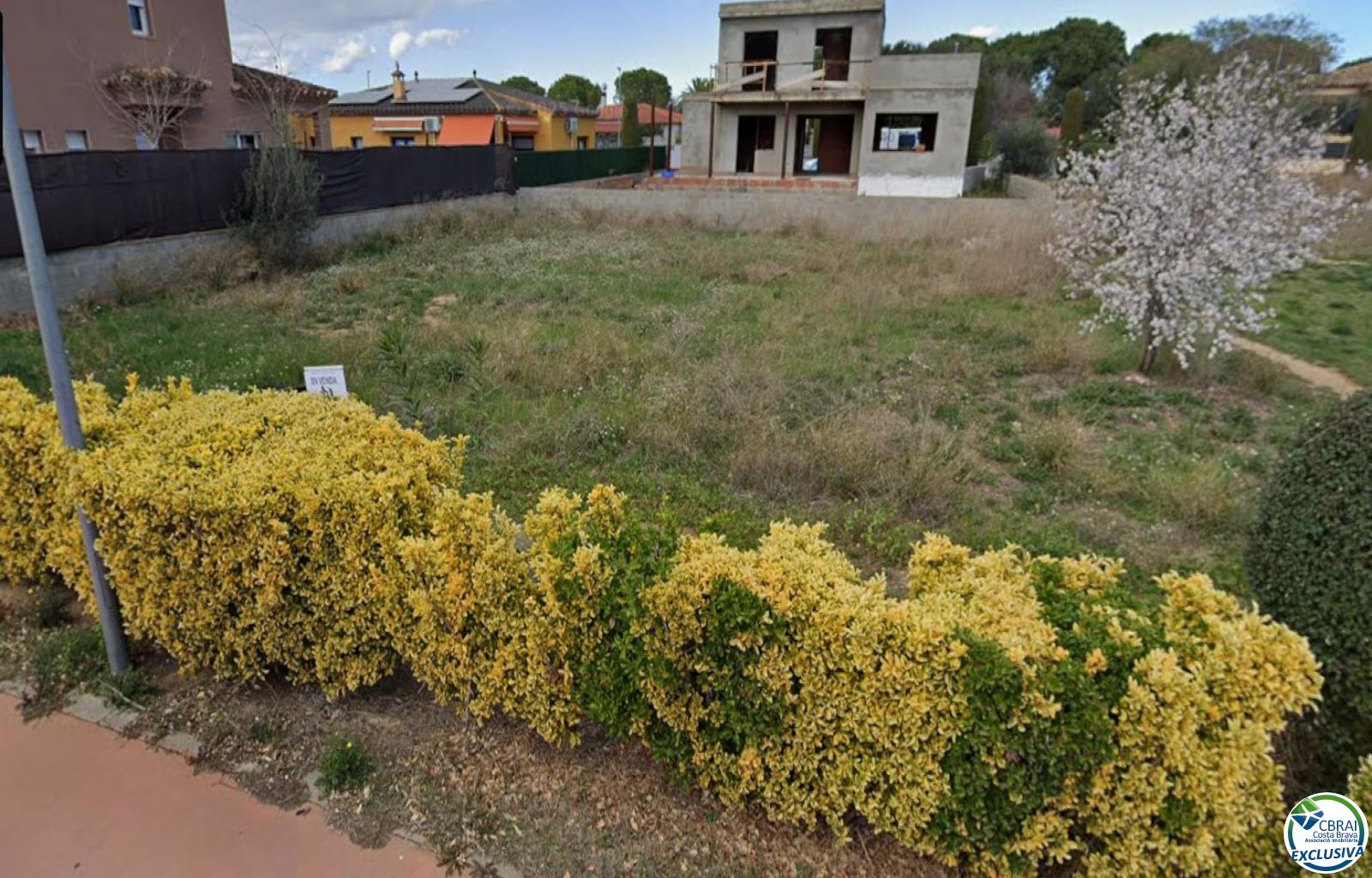 opportunity to purchase a 250 m² urban - Vilacolum ( urb. Ferien ) - Ref. CBR6558