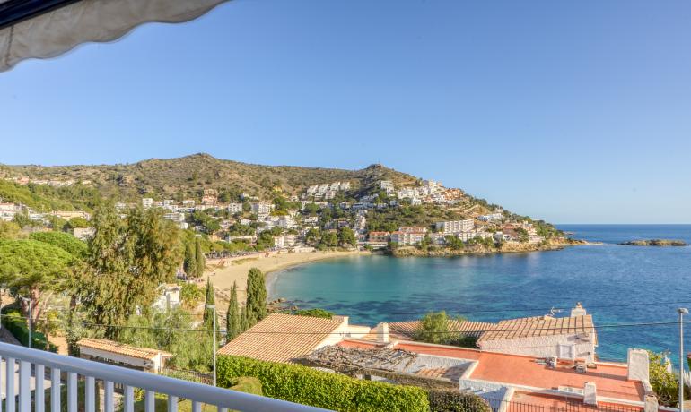 Sea View Apartment with Tourist License in Canyelles Petites