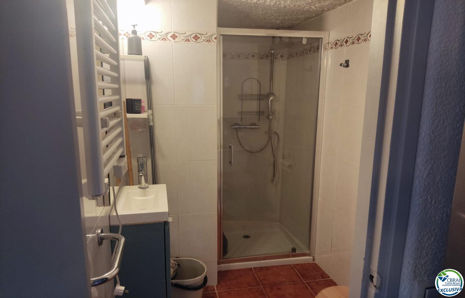 Great opportunity: warehouse-floor habitable. - Requesens - Ref. CBR6641 - photo 5