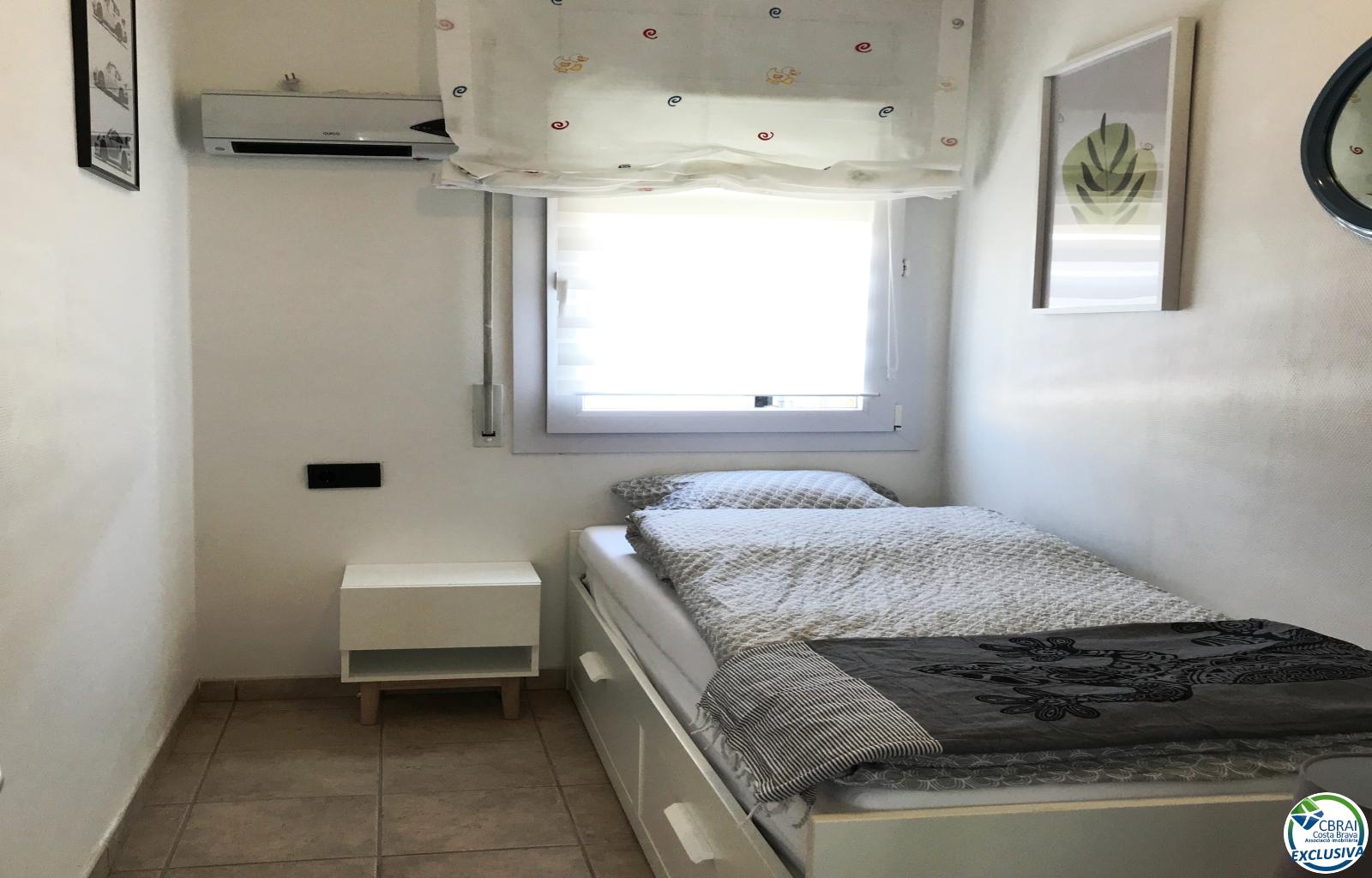 3 bedroom apartment with pool and private parking in Santa Margarita Roses - Santa Margarida - Ref. CBR6612 - photo 20