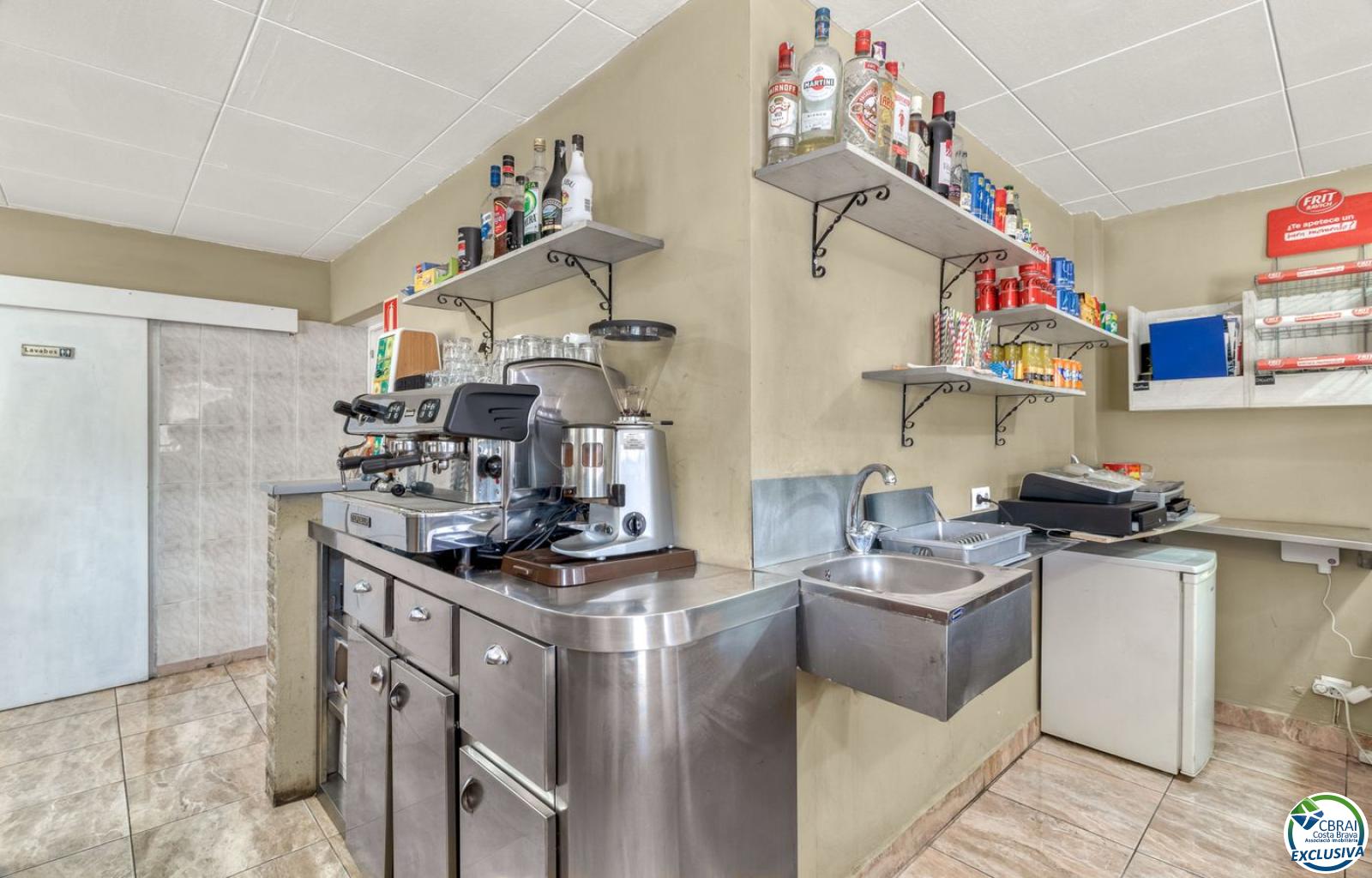 Bar-restaurant for sale - Casc urbà - Ref. CBR6419 - photo 9