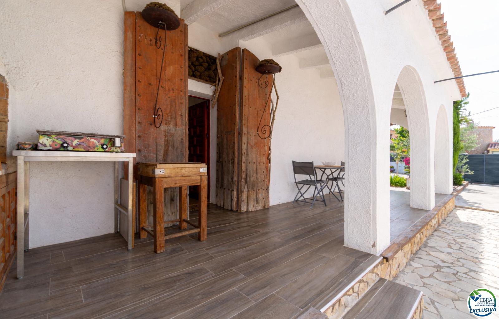 Stunning renovated house with pool in Empuriabrava - Peni - Ref. CBR6547 - photo 6