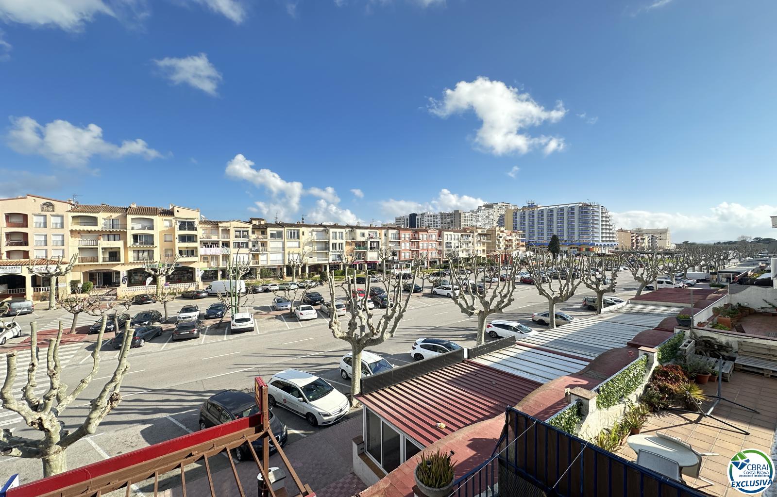 Spacious apartment next to the beach and shops - Sant Mori - Ref. CBR6561