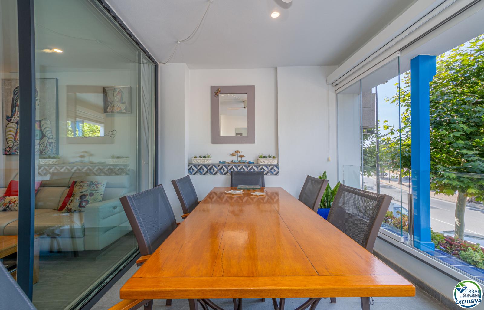 Magnificent Seafront Apartment - Centre - Ref. CBR5993 - photo 2
