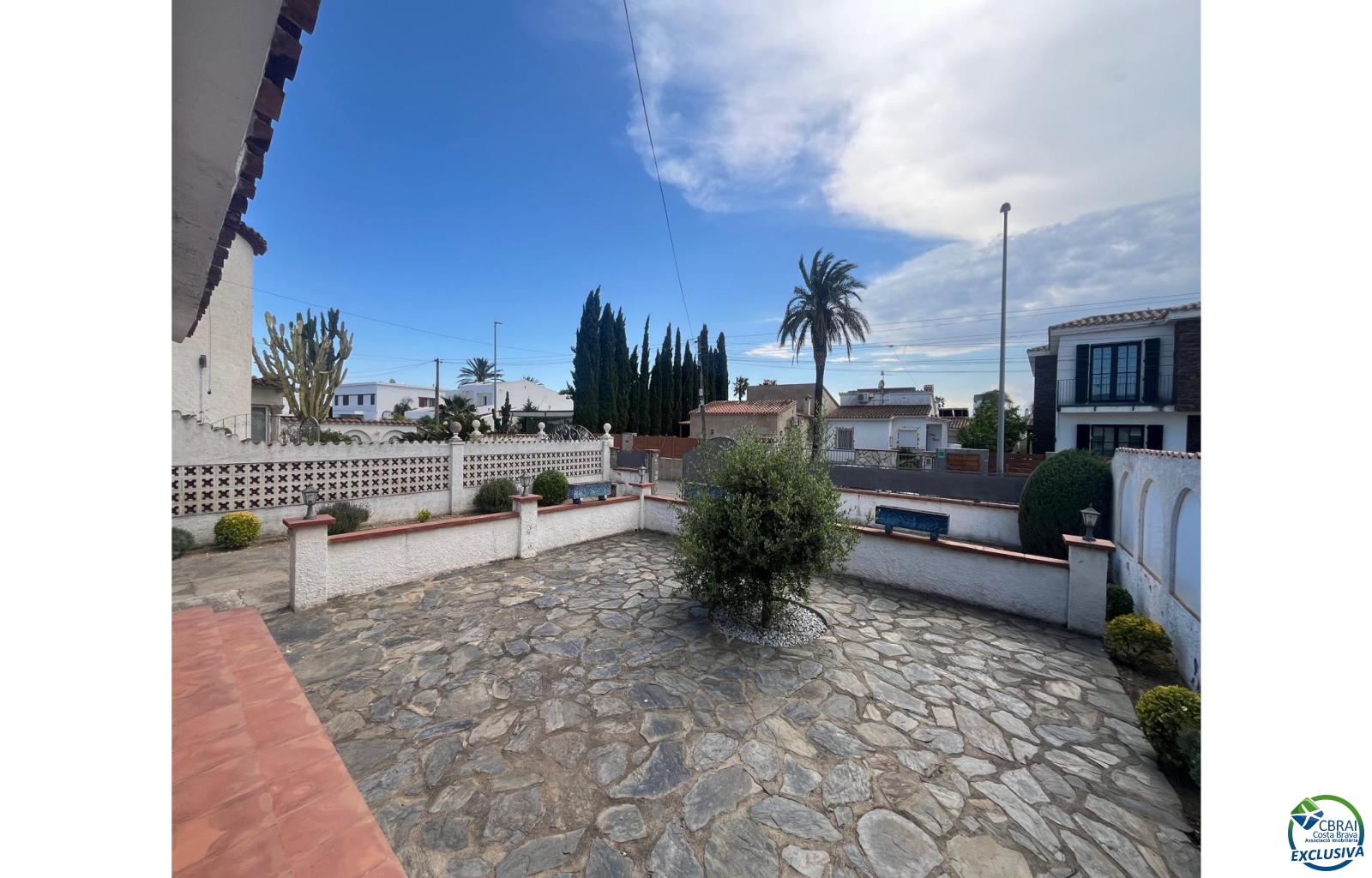 Ground-floor house to renovate in Peni, with garage, pool potential, and south-west orientation. - Ref. CBR6503 - photo 6