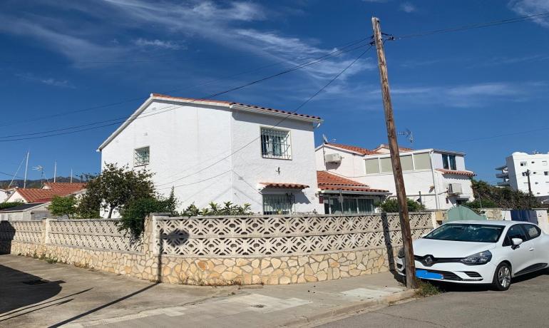 для продажиДом Roses