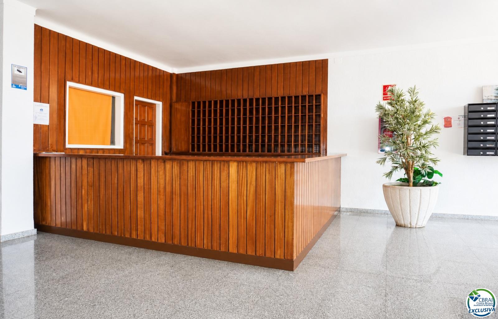 Apartment with spectacular canal views, just 3 minutes from Empuriabrava beach. - Badia - Ref. CBR6553 - photo 9