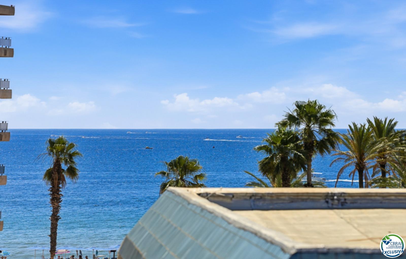 150 metres from the beach with sea views, TOURISTIC LICENCE - Santa Margarida - Ref. CBR6546