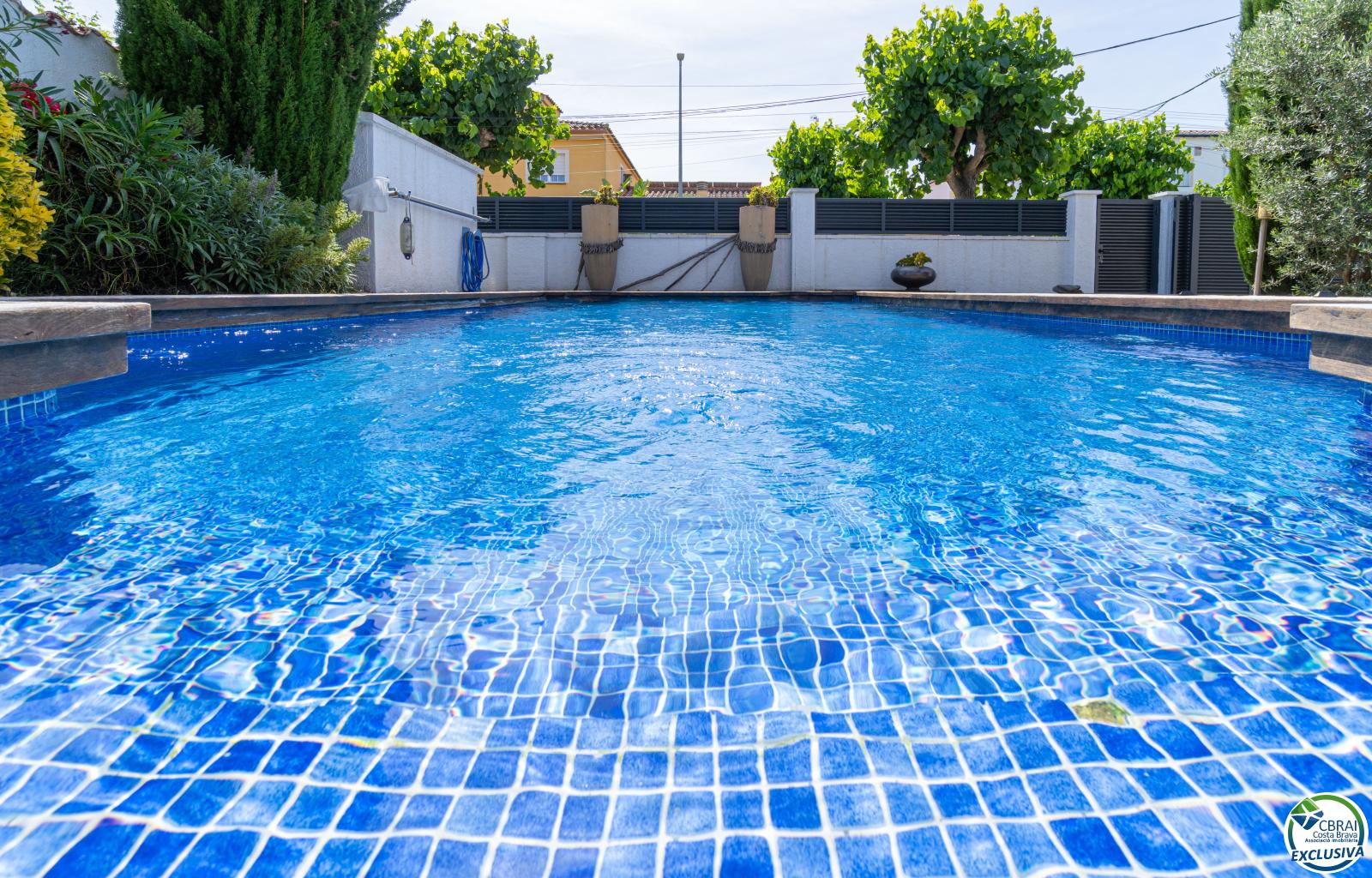 Stunning renovated house with pool in Empuriabrava - Peni - Ref. CBR6547 - photo 38